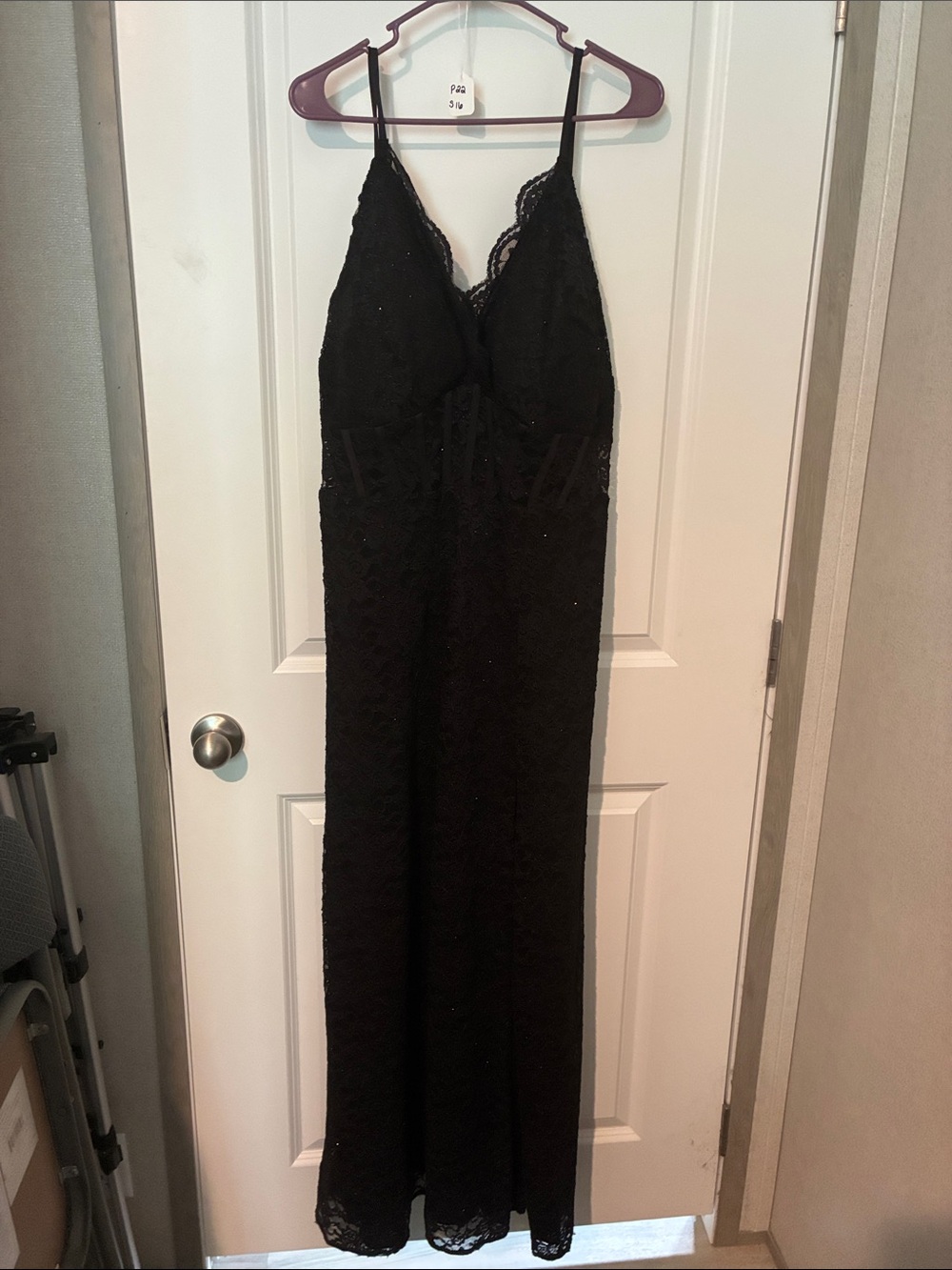 Black Lace Spaghetti-Strap Maxi Dress